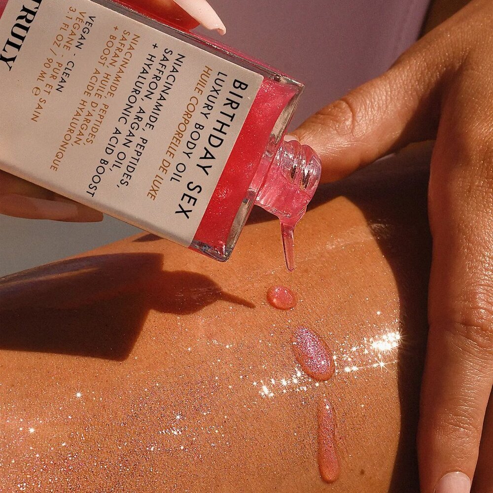TRULY Birthday Sex Luxury Body Oil Vegan Hyaluronic Acid Boost 3.1 Oz / 90ML